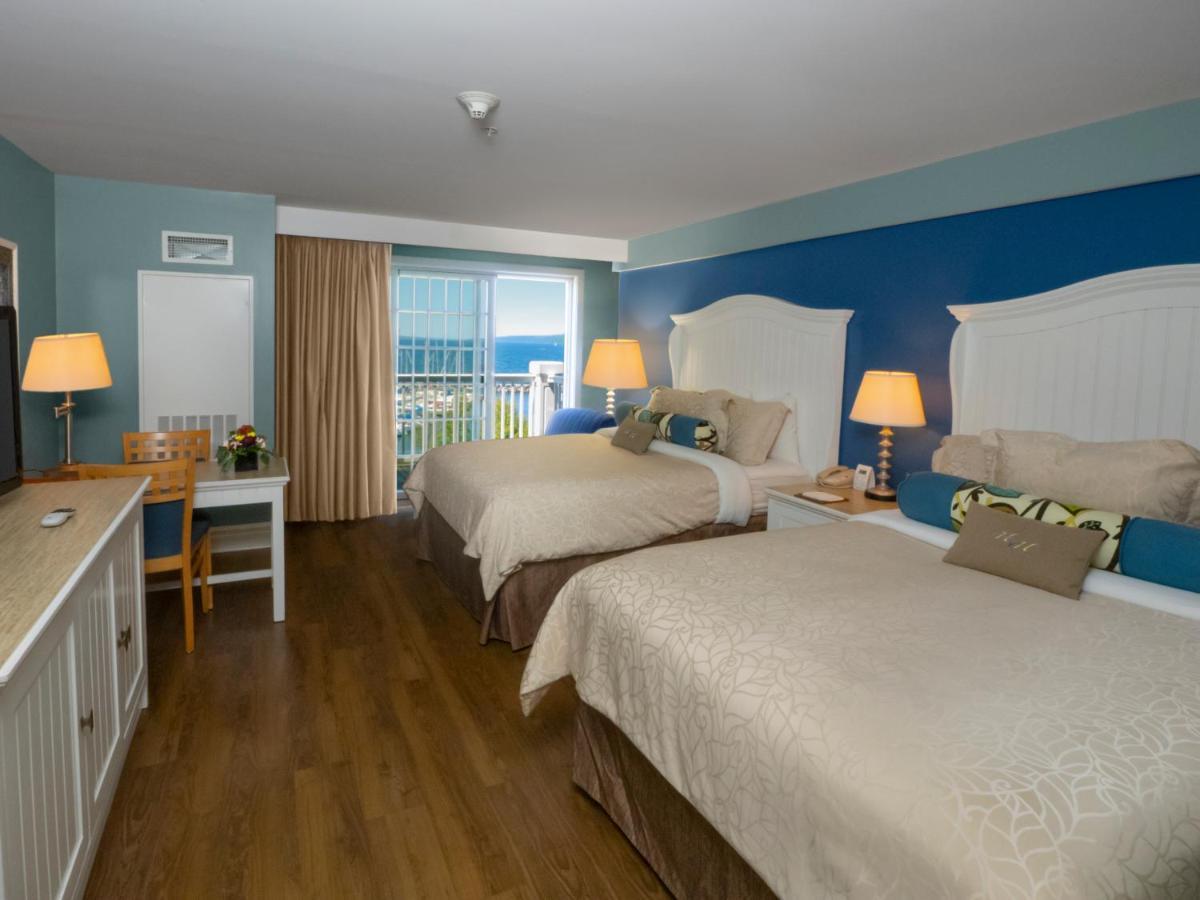 Watkins Glen Harbor Hotel Экстерьер фото